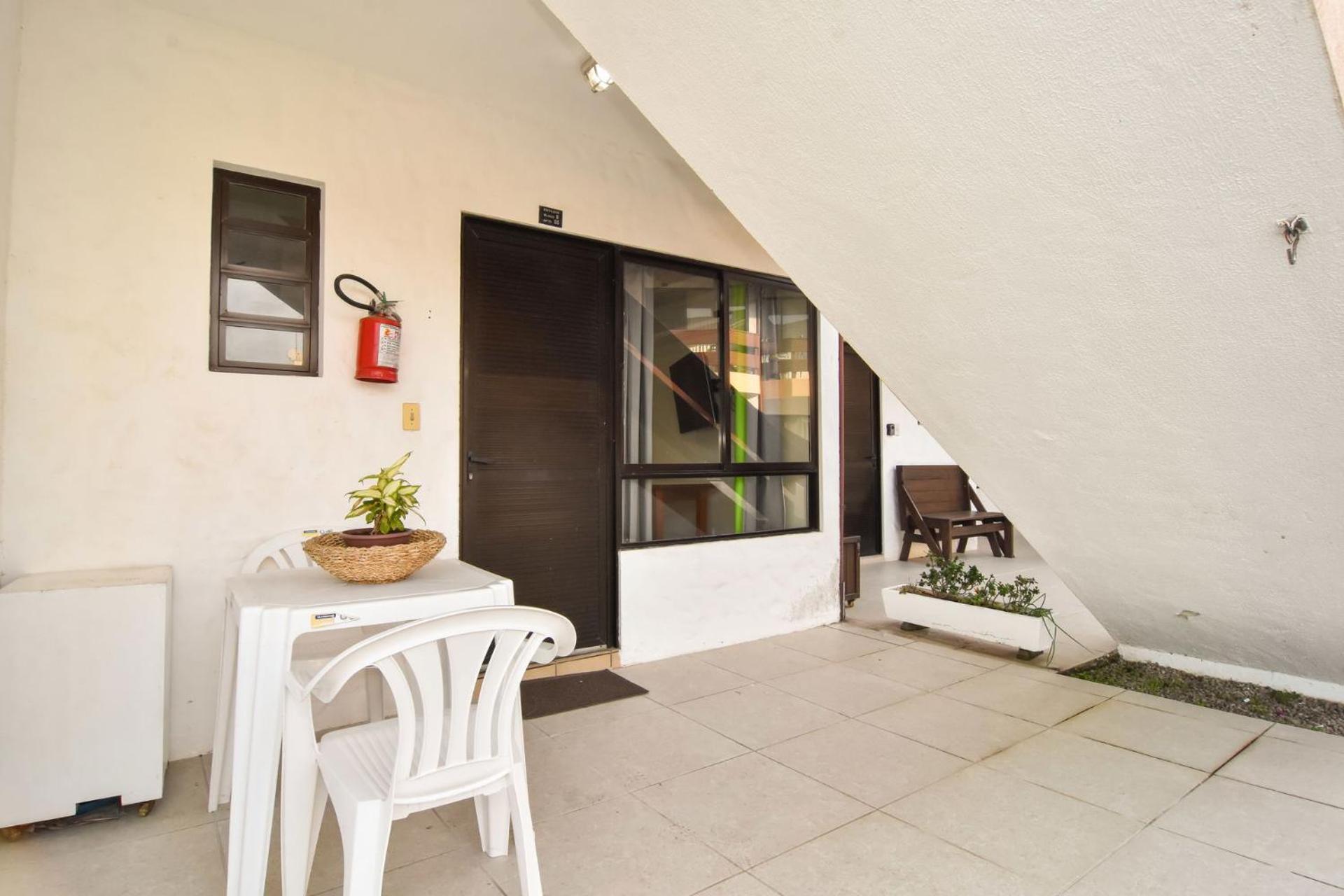 Terreo Em Pe Na Areia P847 Apartamento Florianopolis